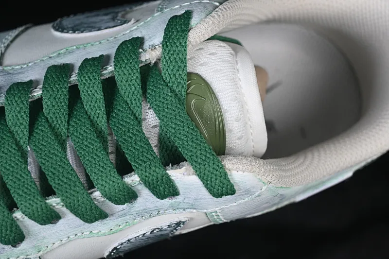 All categories Nk Air Force 1 Air Force series Nk Air Force 1 Low Air Force low-top Nike Air Force 1'07 Low "Bamboo In Ink Wash" Hand-painted graffiti Green bamboo ink rhyme Air Force 1 low-top casual sneakers FB1839-123